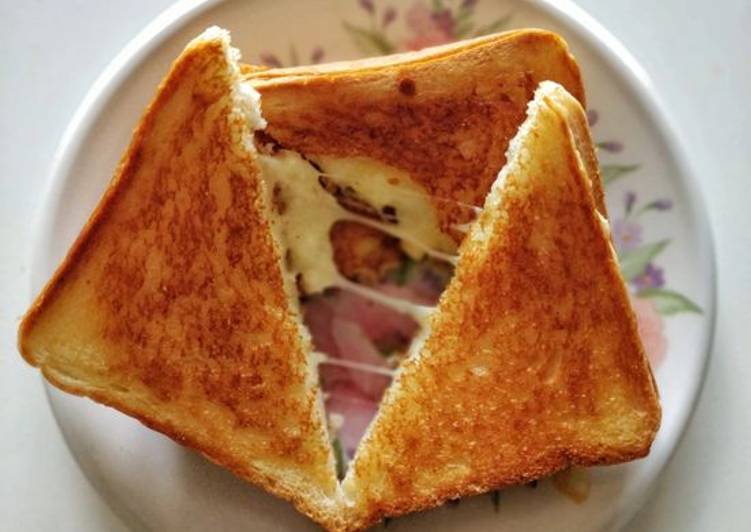 How to Make Quick Grilled Cheese Sandwich