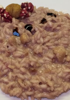 Foto di Risotto,castagne🌰e gherigli di noci rosse