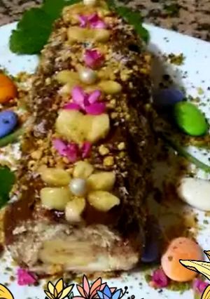 Une photo de Gâteau aux biscuits au chocolat, crème et banane