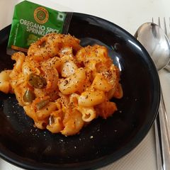 A picture of Red Sauce Pasta.