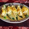 Chiles chilaca rellenos de pollo con salsa de elote💖