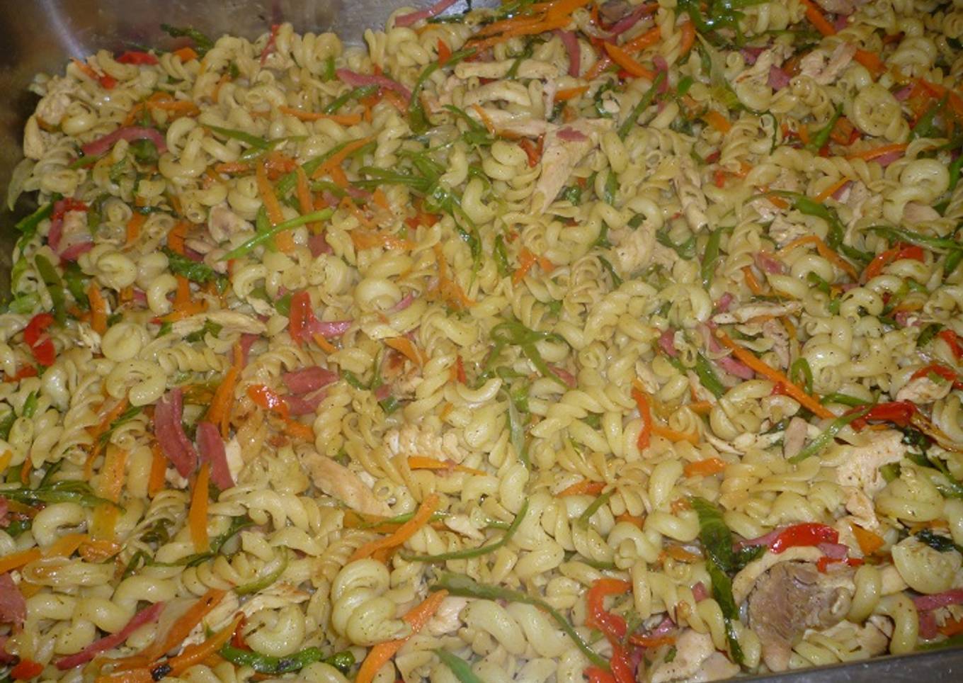 Noodles Chicken And Vegetable Stir Fry