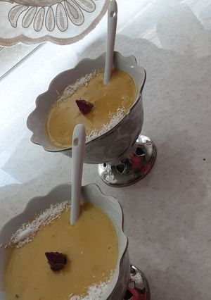 عکسی از دستور فرنی زعفرانی عسلی