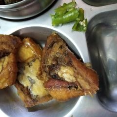 A picture of Fish fry.