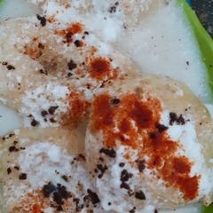 Dahi vada A picture of Dahi vada.