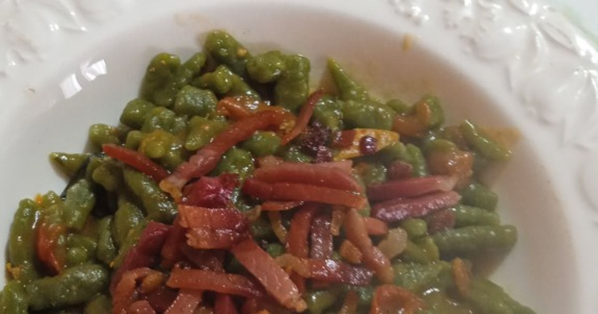 Ricetta Gnocchi Tirolesi Con Sugo Veloce Di Pomodorini E Speck ...