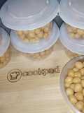 Boiled white chickpeas