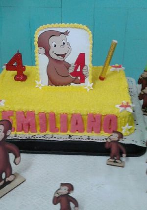 Una foto de Torta decorada con glasé real
