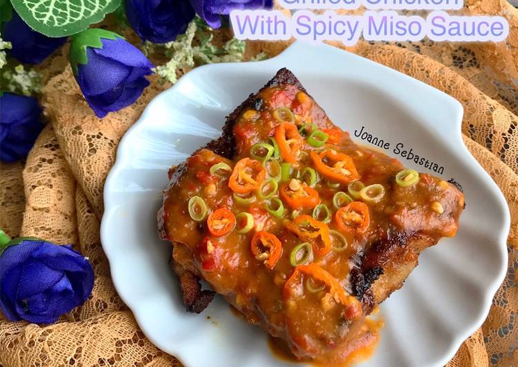 Bagaimana Membuat Grilled Chicken With Spicy Miso Sauce, Bikin Ngiler