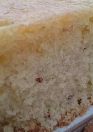 A picture of Almond cake.
