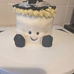 White chocolate and lemon Jelly cat cake 🍰 A picture of White chocolate and lemon Jelly cat cake 🍰.