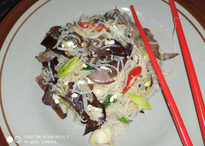 Langkah Mudah untuk Menyiapkan Bihun Jamur kuping yang Bisa Manjain Lidah