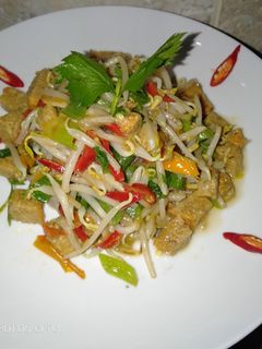 Foto resep Tumis Tauge Oncom Pedas