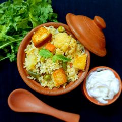 A picture of Vegetable Brinji rice.