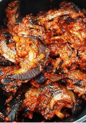 A picture of Peppered snail.