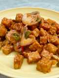 Tempe dengan jamur merang saus tomat