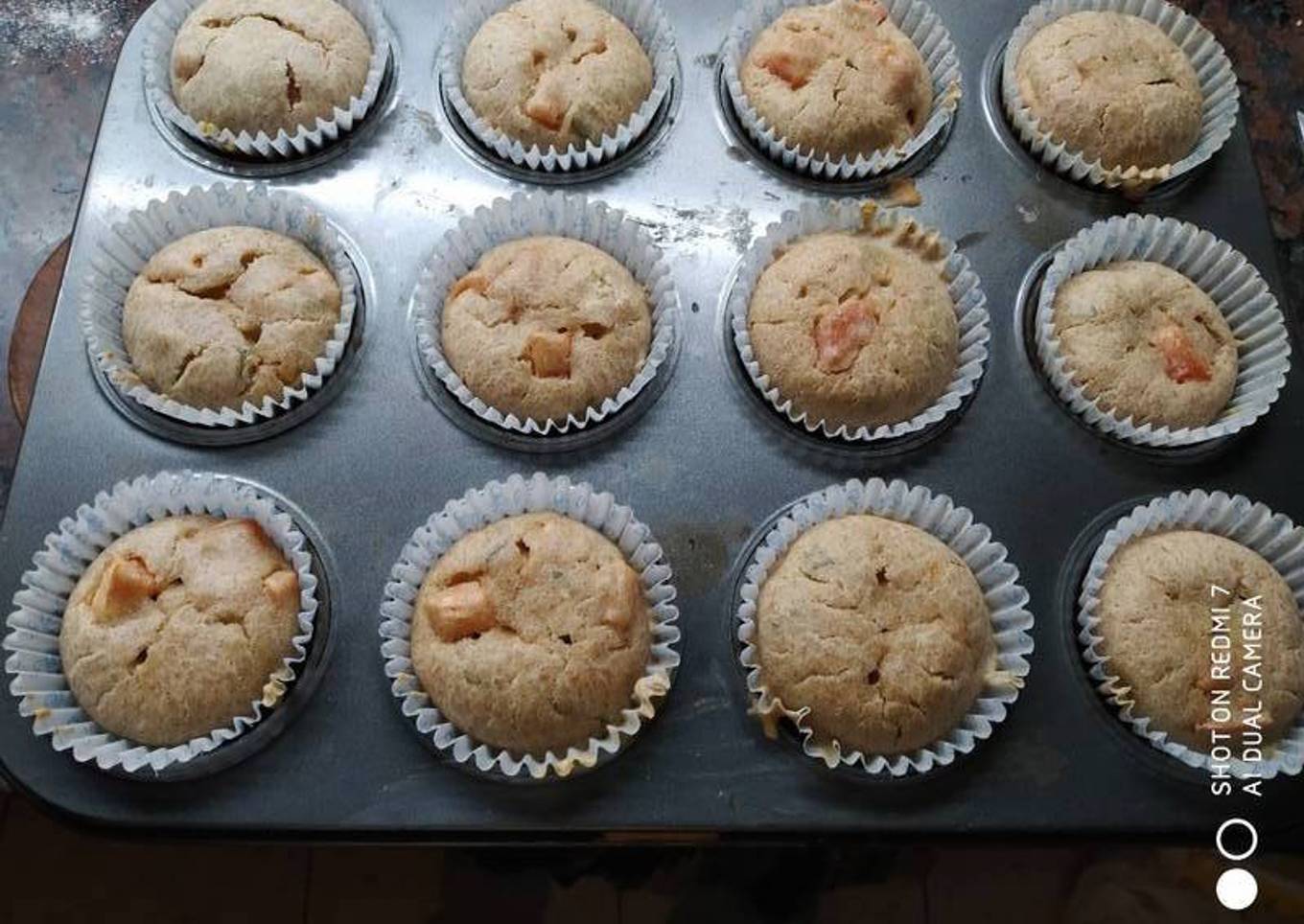 Muffins de albahaca y tomate