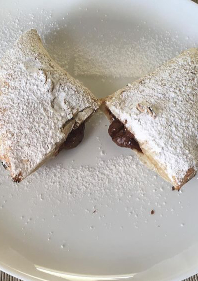 Una foto de Calzone de nutella 🥟