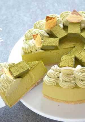 A picture of No-Bake! Matcha Chocolate Cheesecake.