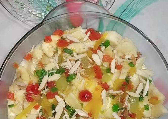 Simple Way to Prepare Award-winning Holi special colorful fruit loaded creamy bowl🎈🎈🍎🍌🍊🍇