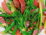 Cải bông xào lạp xưởng