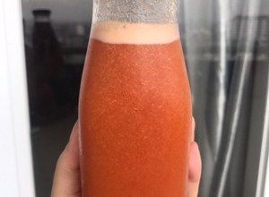 Hình của món Nước ép cà chua, cà rốt và thơm.