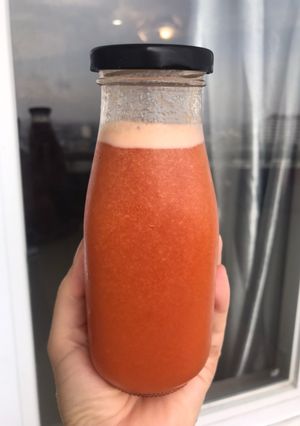 Hình của món Nước ép cà chua, cà rốt và thơm.