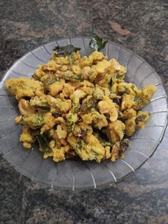 முந்திரி பக்கோடா (Munthiri pakoda recipe in tamil) செய்முறை முக்கிய புகைப்படம்