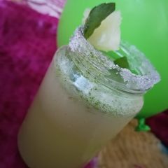 A picture of Pineapple Mojito 🍍.
