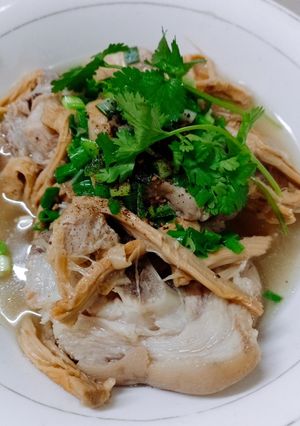 Hình của món Bắp giò hầm măng khô.
