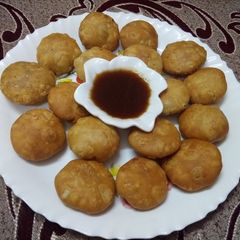 A picture of Indori danthal kachori.