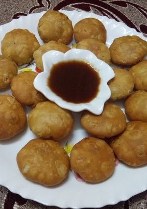 A picture of Indori danthal kachori.