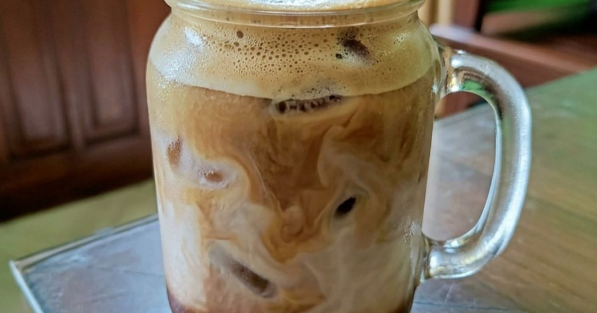 Es Kopi Susu Cokelat Ala Cafe