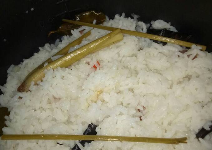 Ini dia! Bagaimana cara membuat Nasi liwet magiccom dijamin gurih