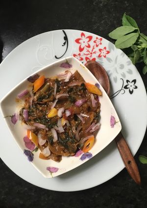 A picture of Methi Baigan ke Sabzi.