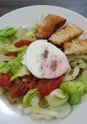 Foto resep Clean Eating - Simple Salad with Poached Egg