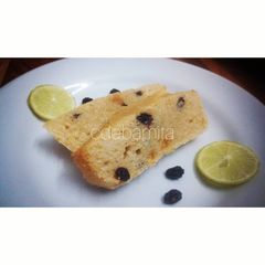 A picture of Whole Wheat Black Currant Lemon Cake.