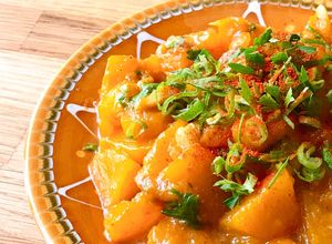 Hình của món 🌱 Bí Đỏ Xào Cà Ri.