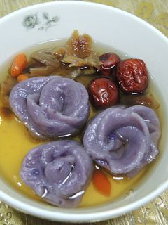 紫地瓜湯圓 的食譜成品照片
