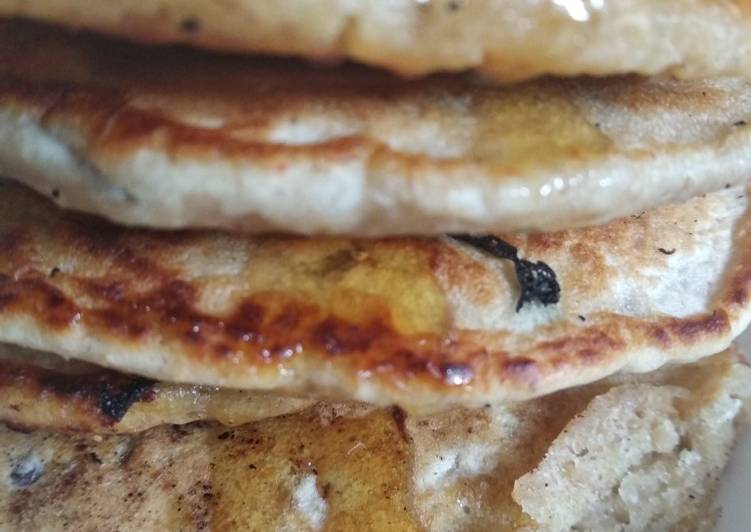 Savoury eggless pancakes