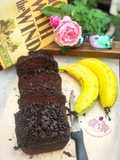 Heathy double chocolate banana bread