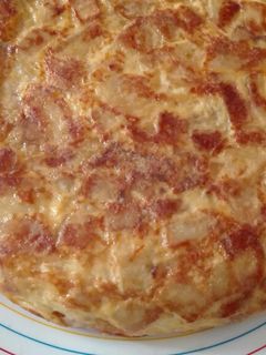 Una foto de Tortilla tradicional de patatas pequeña
