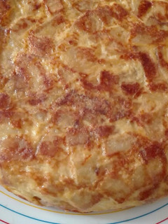 Una foto de Tortilla tradicional de patatas pequeña
