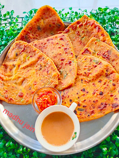 लेफ्टोवर दाल पराठा(leftover dal paratha recipe in hindi) रेसिपी मुख्य फोटो