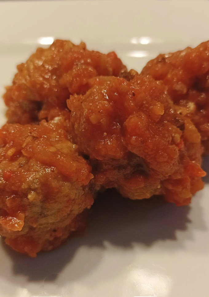 Una foto de Albóndigas con tomate 🍅