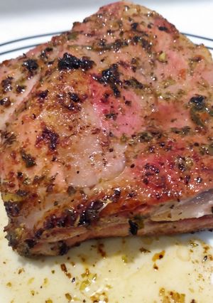 Una foto de Pechito de cerdo al chimichurri