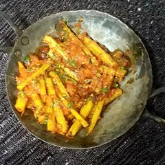 A picture of Drumsticks sabzi.