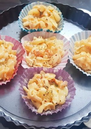 A picture of Mayo pasta.