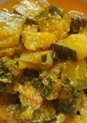 A picture of Pumpkin & Luffa mix veg.