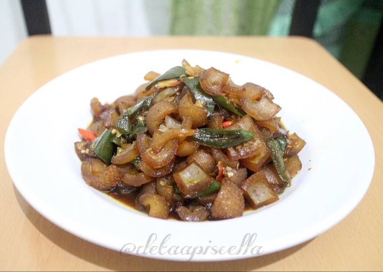 Kikil kecap cabe ijo